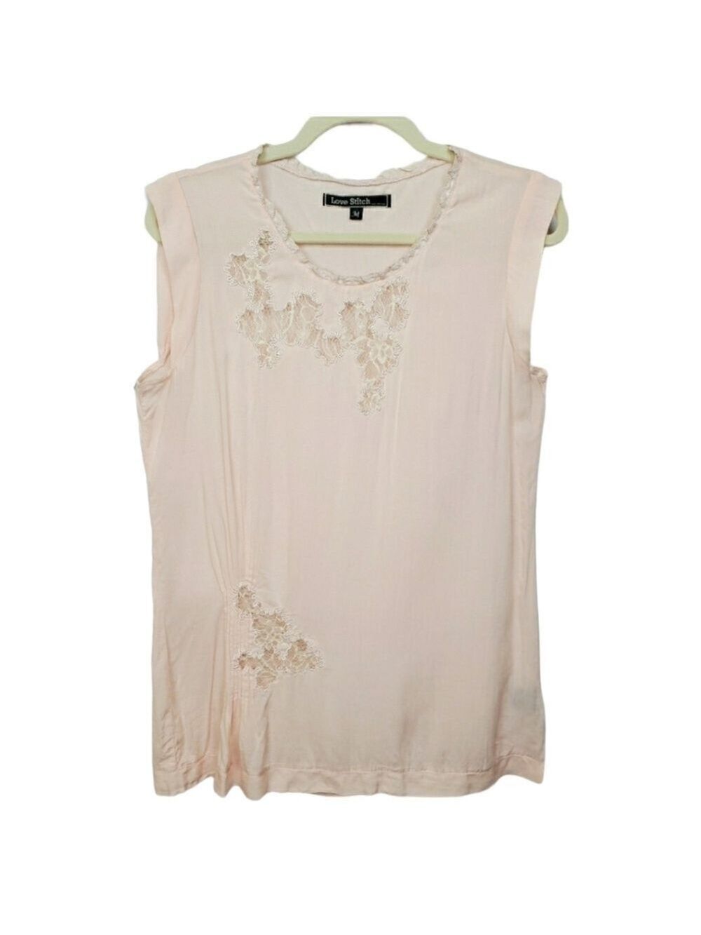 Love Stitch M Lace trim scoop neck sleeveless top